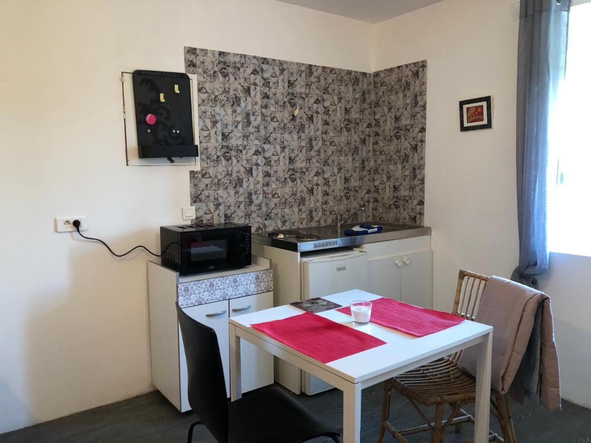 Studio 20 Min De La Mer Ideal Pour Les Deplacements Professionnels Plouaret Екстериор снимка